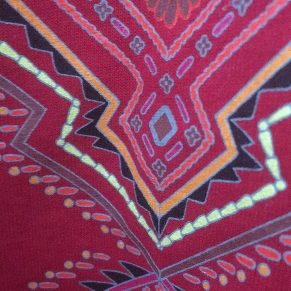 FINAL MARKDOWN LADIES’ sabaku artwear Eyedazzler Top (S) - Picture 5 of 12